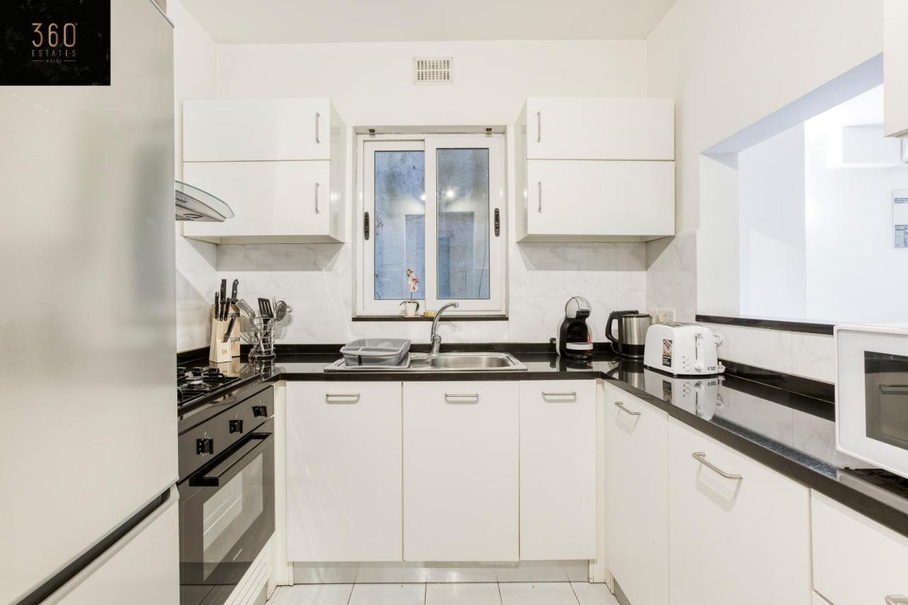 Centre Apt In St Julians/Pv With Spacious Living By 360 Estates Saint Julian's ภายนอก รูปภาพ